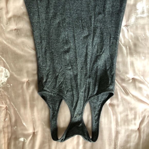 Graphite lululemon top - Picture 2 of 3